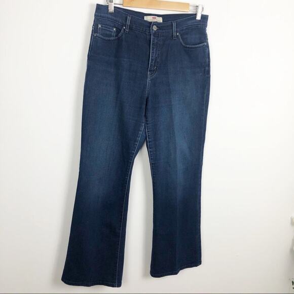Levi’s Perfectly Slimming High Rise 512 Studded 12 - Picture 2 of 16